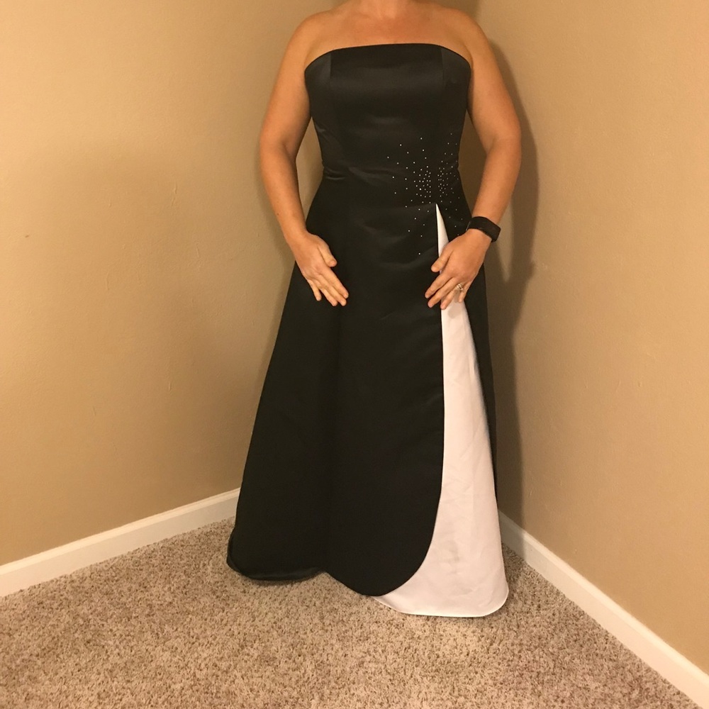 Strapless black/white sequin dress